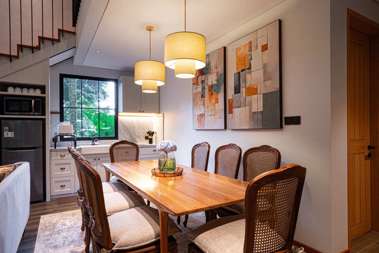 Dining Room 16
