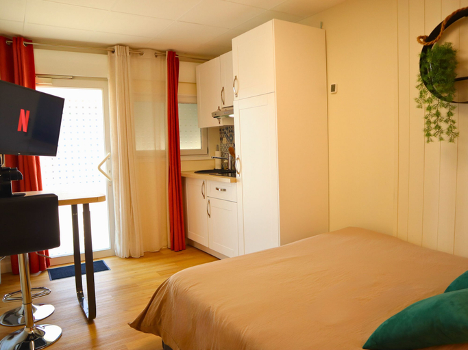 Bedroom 3, Apart'Moment Bourbourg Centre, Nord