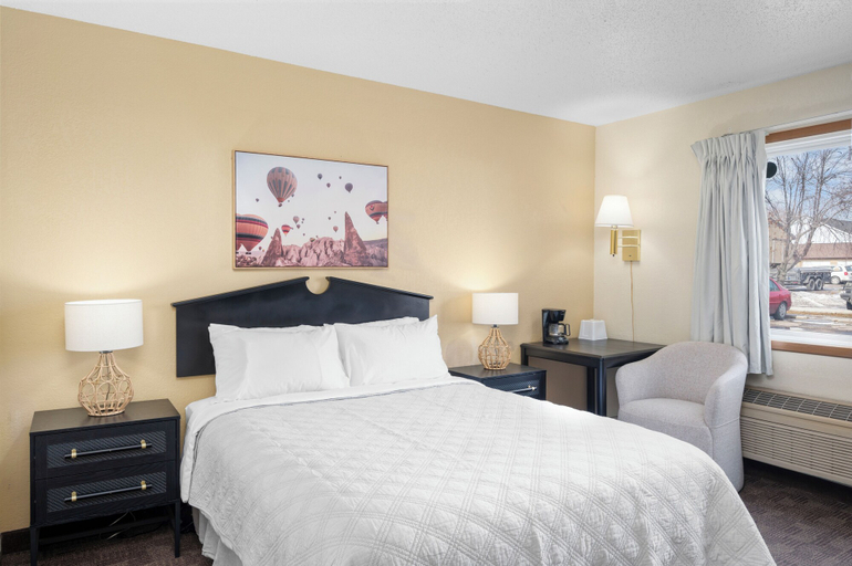 Bedroom 3, StayInn - Grand Forks, Grand Forks