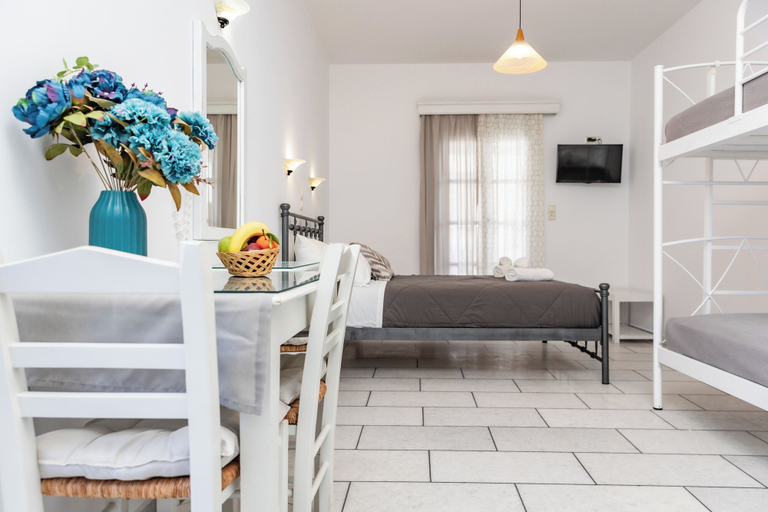 Others 5, Depis studios & apartments, South Aegean