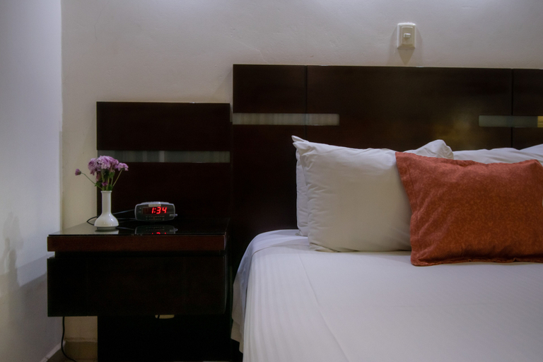 Bedroom 2, Hotel Poza Rica Centro, Coatzintla
