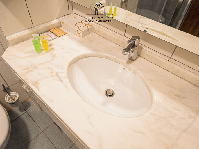 Bathroom 4, Holyland Hotel Amman, Salt