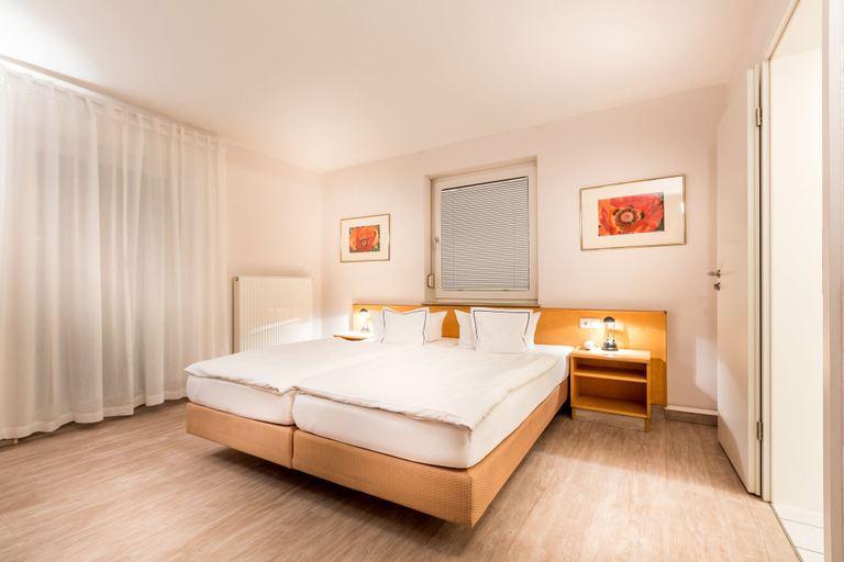 Bedroom 2, Hotel am Rokokogarten, Würzburg