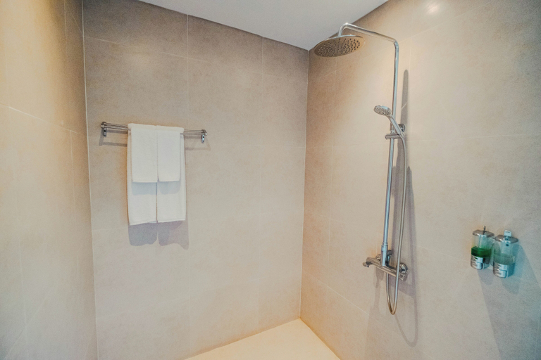 Bathroom 6