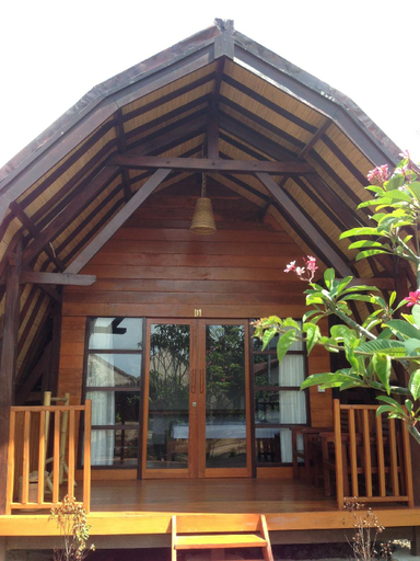 Exterior 4