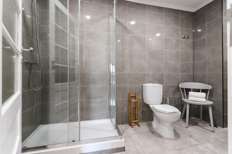 Bathroom 4, Belem Boutique V by Homing, Lisbon