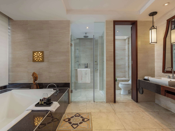 Bathroom 9