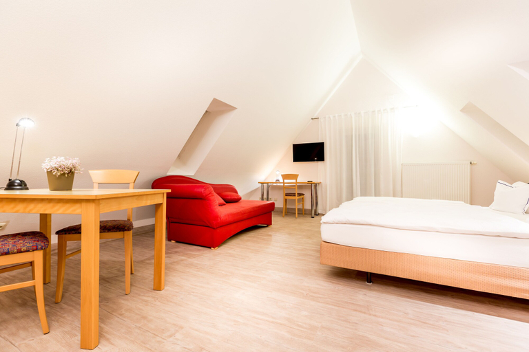 Bedroom 3, Hotel am Rokokogarten, Würzburg