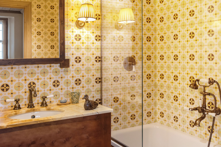 Bathroom 5, Hôtel Saint-Georges Relais & Châteaux, Haute-Savoie