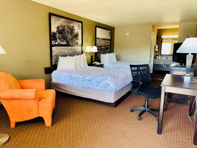 Bedroom 4, Baymont by Wyndham New Braunfels TX, Comal