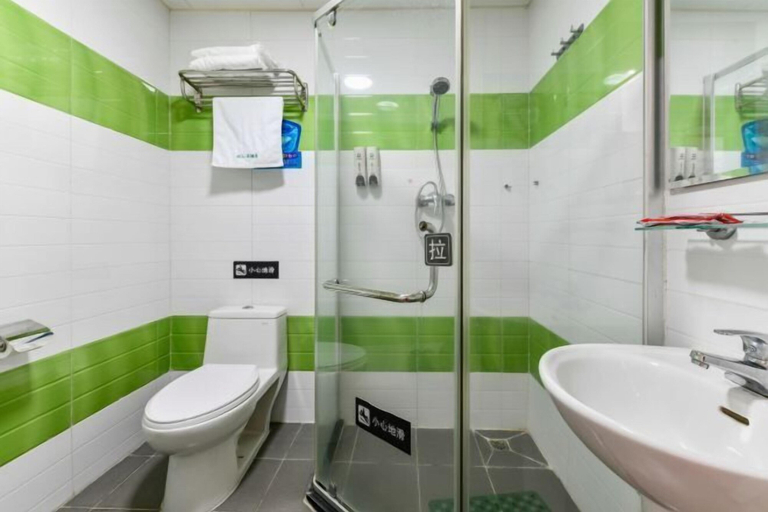 Bathroom 5, OK Ya hotel, Huizhou