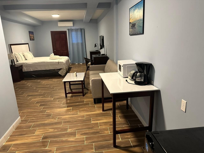 Bedroom 2, Enjoy Hotel