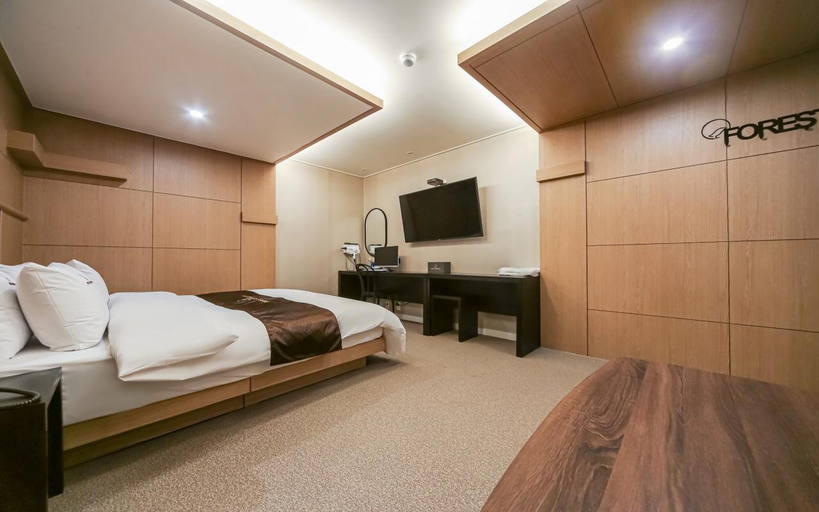 Bedroom 10