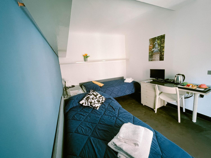 Bedroom 9