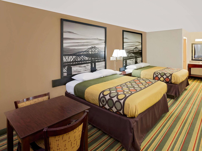 Bedroom 3, Super 8 By Wyndham Laurel, Jones