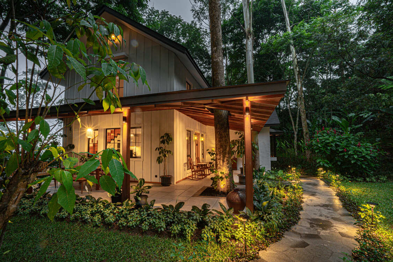 Exterior 2