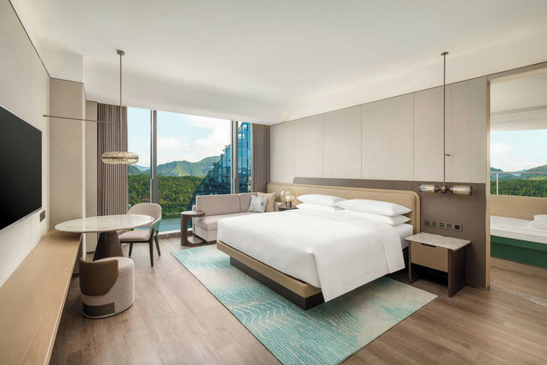 Bedroom 3, Lishui Marriott Hotel, Lishui