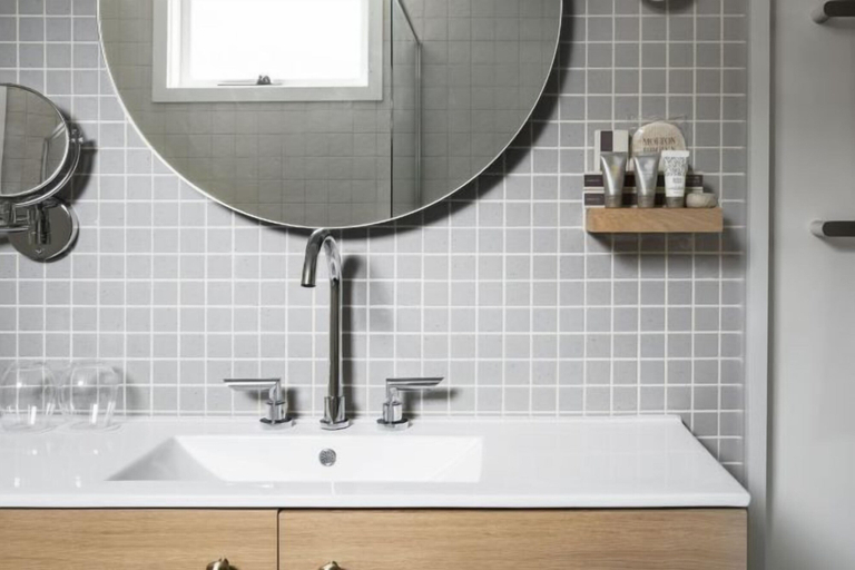 Bathroom 7