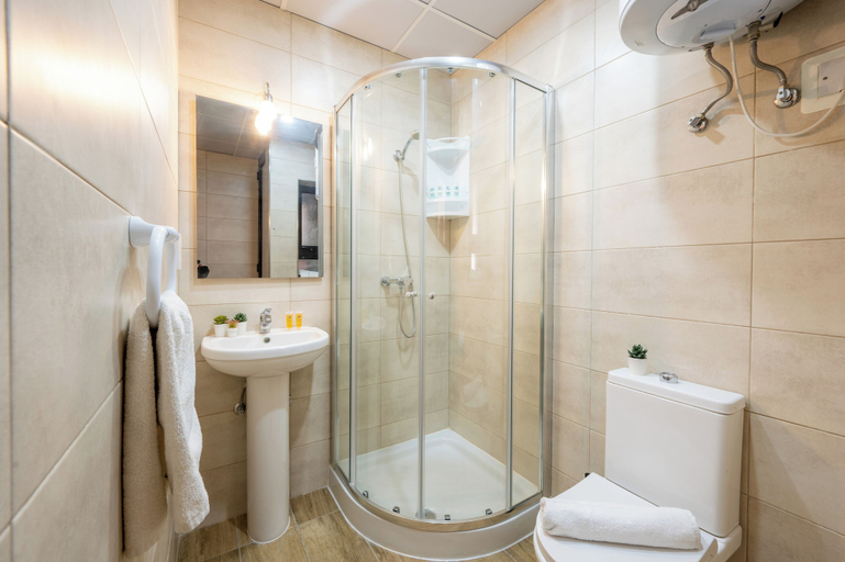 Bathroom, Sea Bliss Maisonette close to sea, Saint Paul's Bay