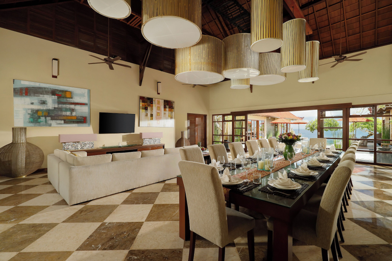 Restaurant 8