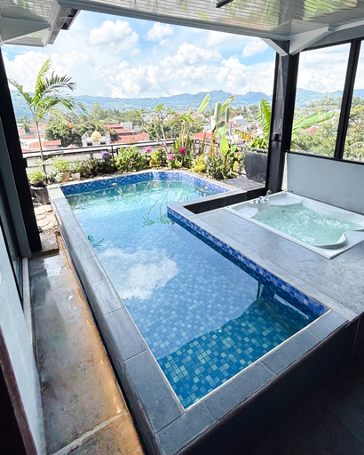 Swimming Pool 1
