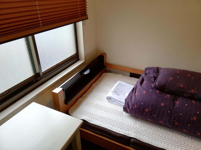 Bedroom 4, Public Hotel Shintatemachi - Hostel, Kanazawa