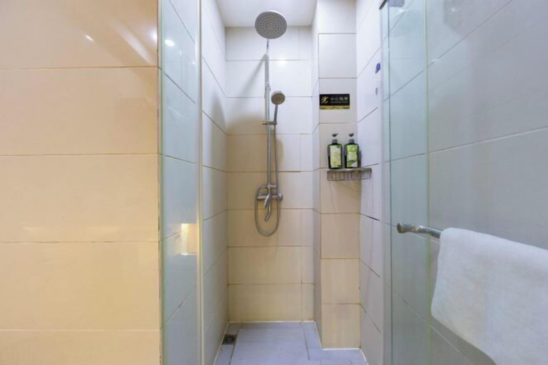 Bathroom 4