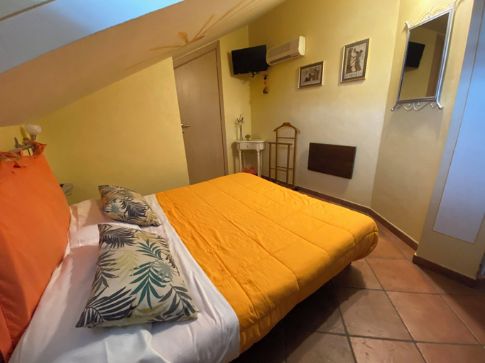 Bedroom 5, B&B Torre in Langa, Cuneo