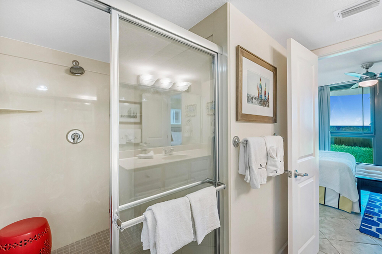 Bathroom 3, Perdido Towers East 103, Escambia