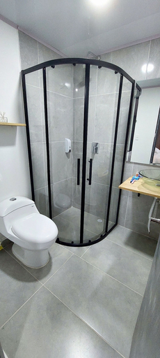 Bathroom 4, HOTEL A&A SANTA ALEJANDRIA, Medellín