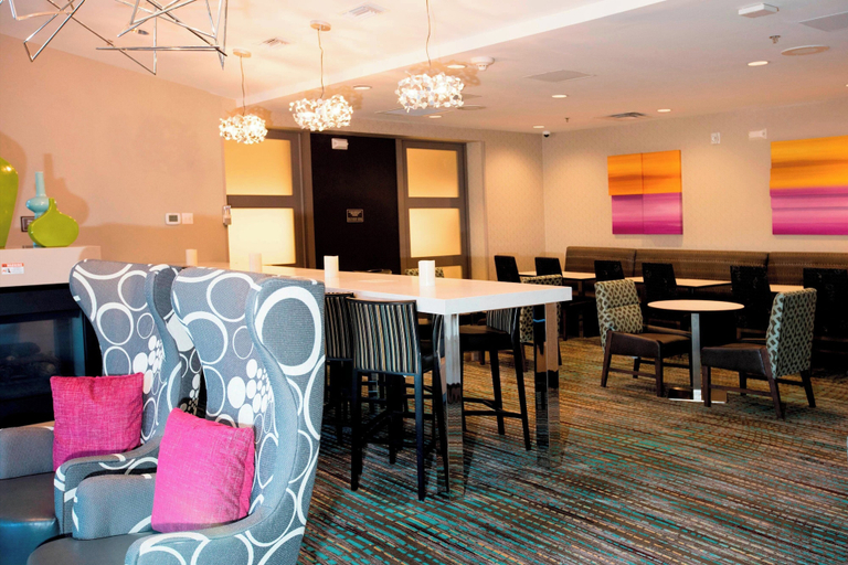 Food & Drinks 5, Residence Inn Lake Charles, Calcasieu