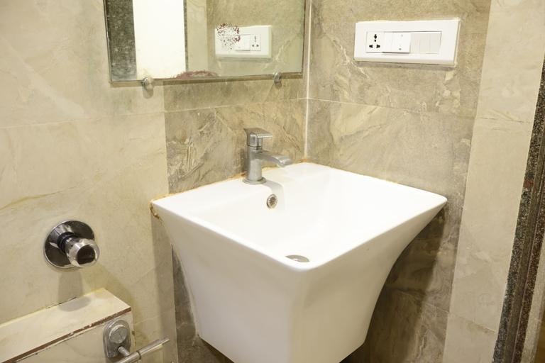 Bathroom 4, Hotel Kabir, Ahmadabad