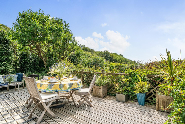 Facilities 3, Scandinavian Style Lodge in Rock, Cornwall