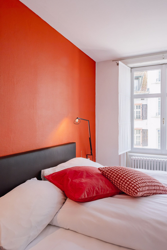 Bedroom 25