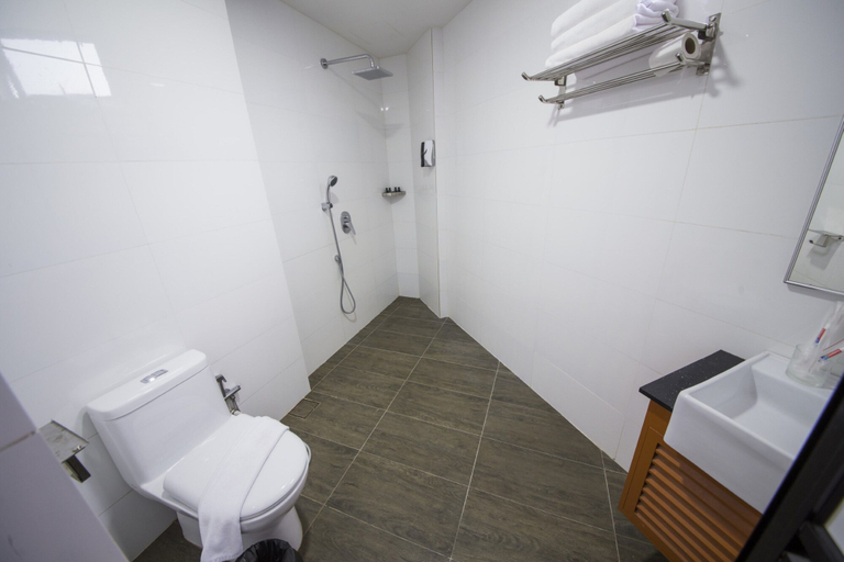 Bathroom 5, The Point Boutique Hotel, Johor Bahru