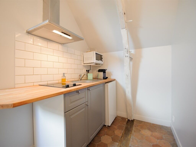 Dining Room 11