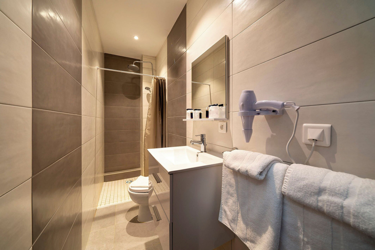 Bathroom 4, Hotel du Parc Spa & Wellness, Bas-Rhin