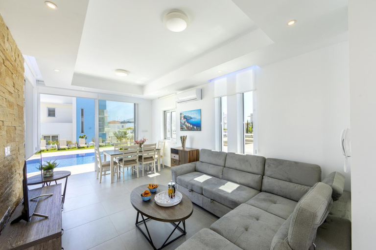 Others 3, Protaras Villa Mylos 9