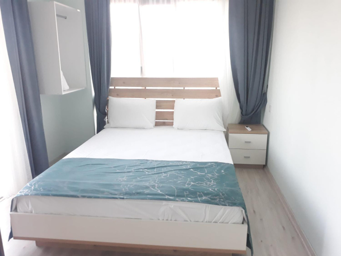 4, Geyikli Paris Otel, Ezine