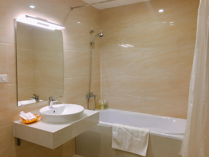 Bathroom 3, Azumaya Hotel Linh Lang, Ba Đình