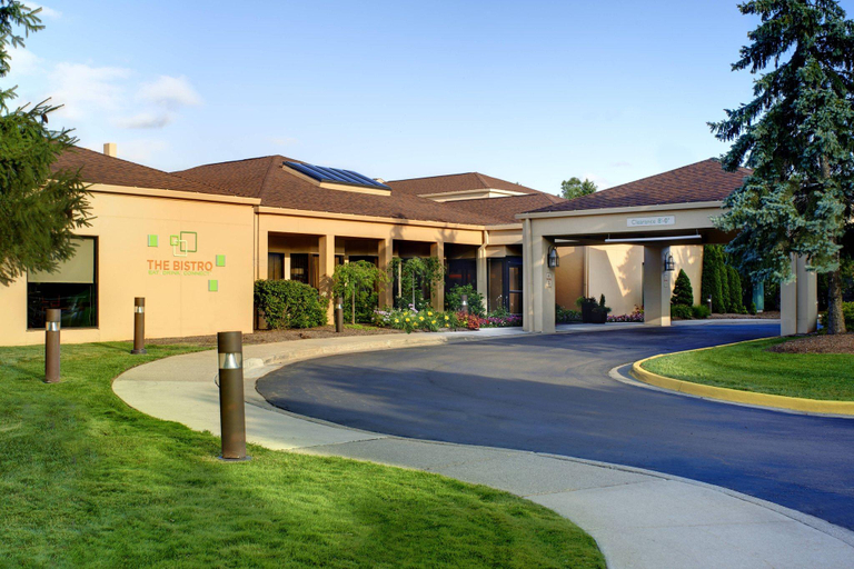 Exterior & Views 2, Courtyard by Marriott Detroit Warren, Macomb