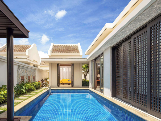 Swimming Pool 10
