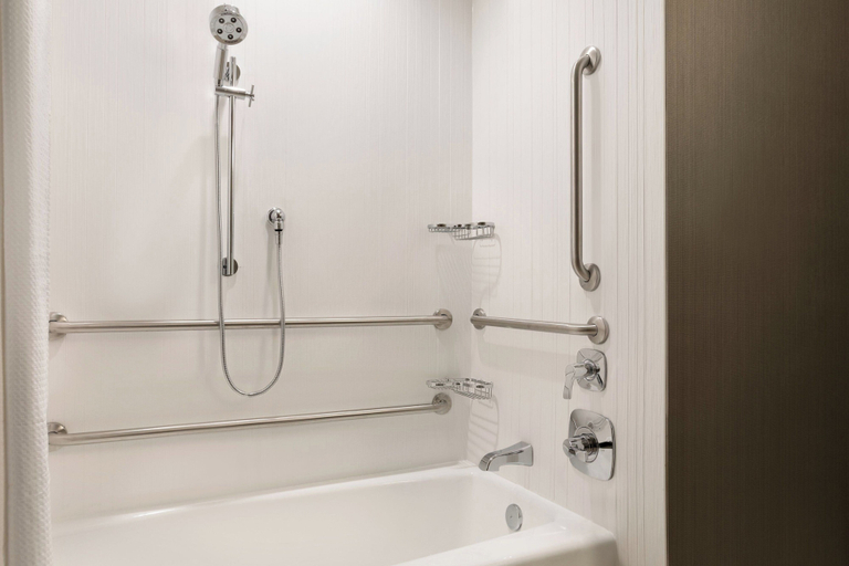 Bathroom 4, Courtyard by Marriott St Paul Woodbury, Washington