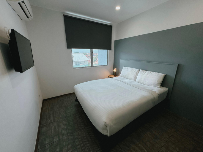 Bedroom 13