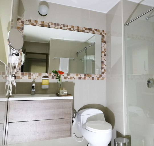Bathroom 4, Richmond Suites Hotel, Santafé de Bogotá