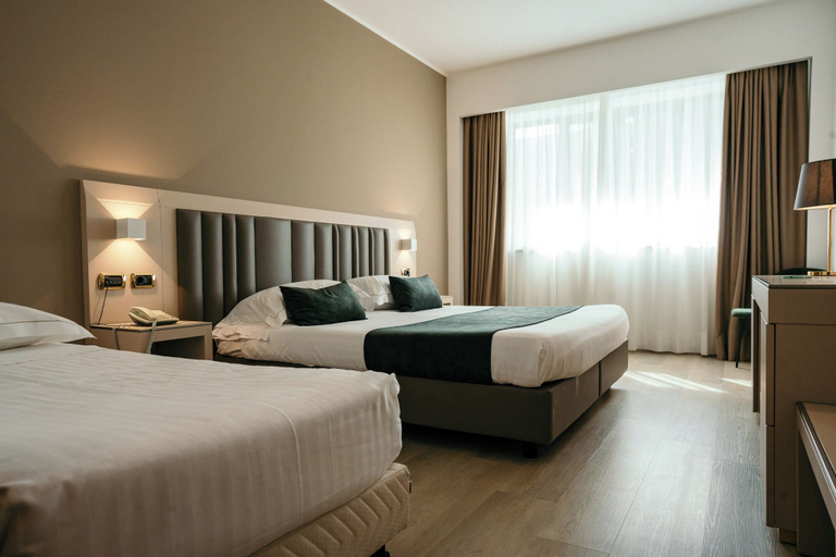Bedroom 3, Grand Hotel La Chiusa di Chietri, Bari