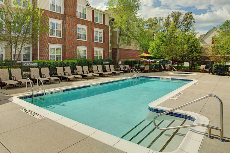 Sport & Beauty 5, Residence Inn by Marriott Saddle River, Bergen
