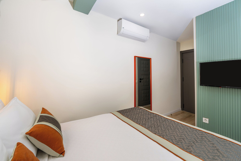 Bedroom 5, Echinus Lara Hotel, Antalya