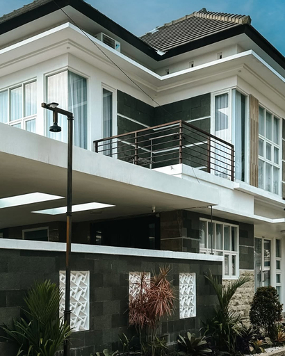 Bow Villa