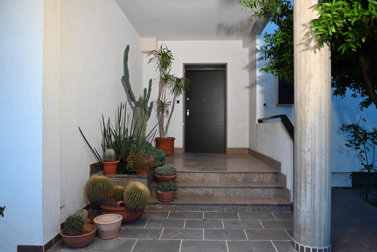 Exterior & Views 2, Casa FEREMI, Lecce